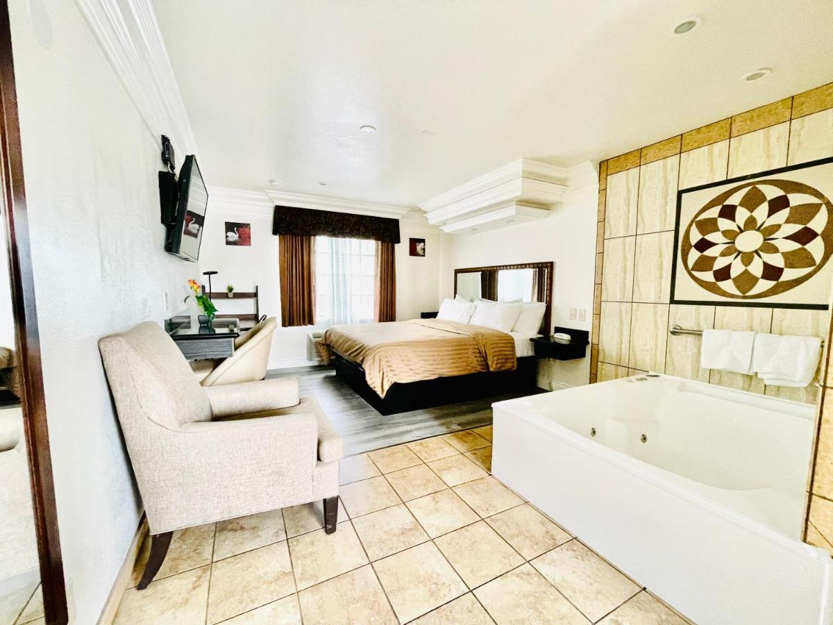 סנטה אנה Rodeway Inn מראה חיצוני תמונה
