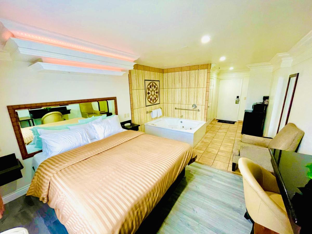 סנטה אנה Rodeway Inn מראה חיצוני תמונה