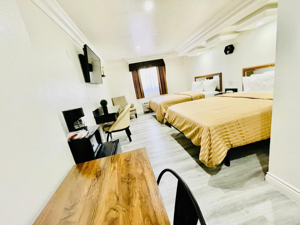 סנטה אנה Rodeway Inn מראה חיצוני תמונה