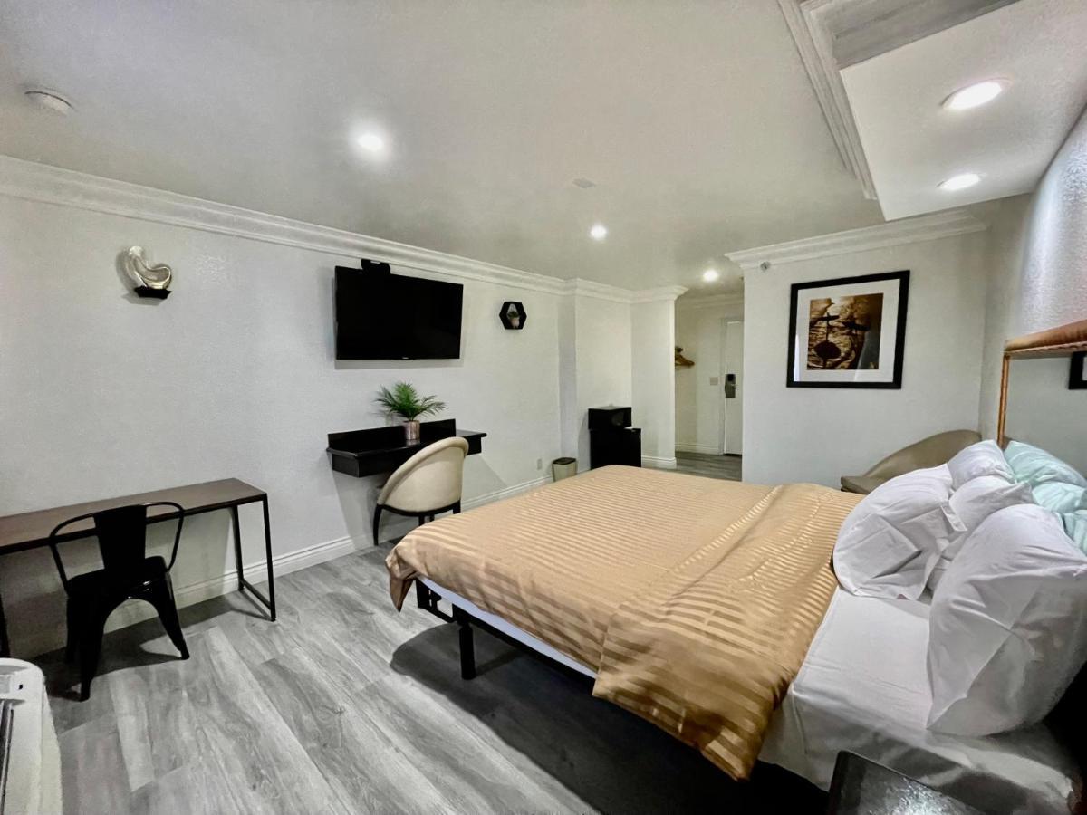 סנטה אנה Rodeway Inn מראה חיצוני תמונה