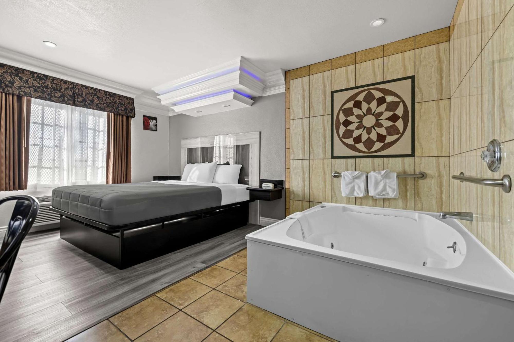 סנטה אנה Rodeway Inn מראה חיצוני תמונה