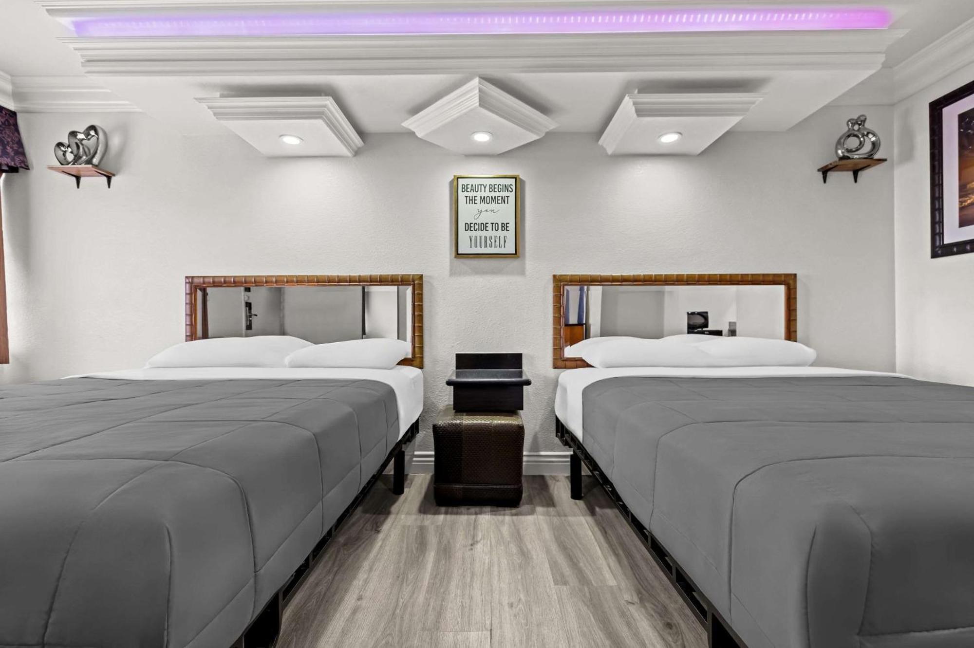 סנטה אנה Rodeway Inn מראה חיצוני תמונה