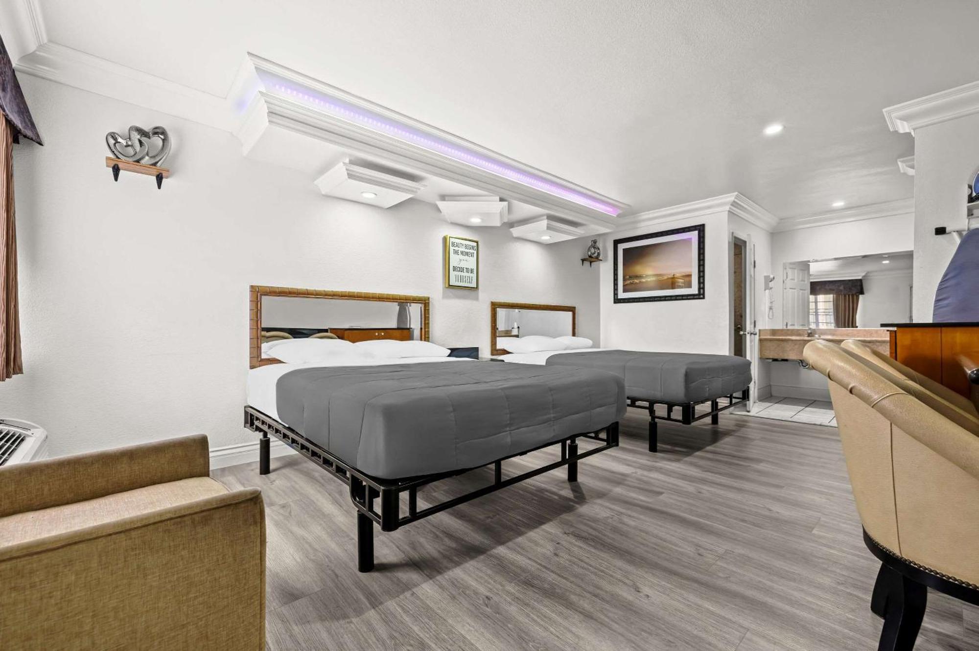 סנטה אנה Rodeway Inn מראה חיצוני תמונה