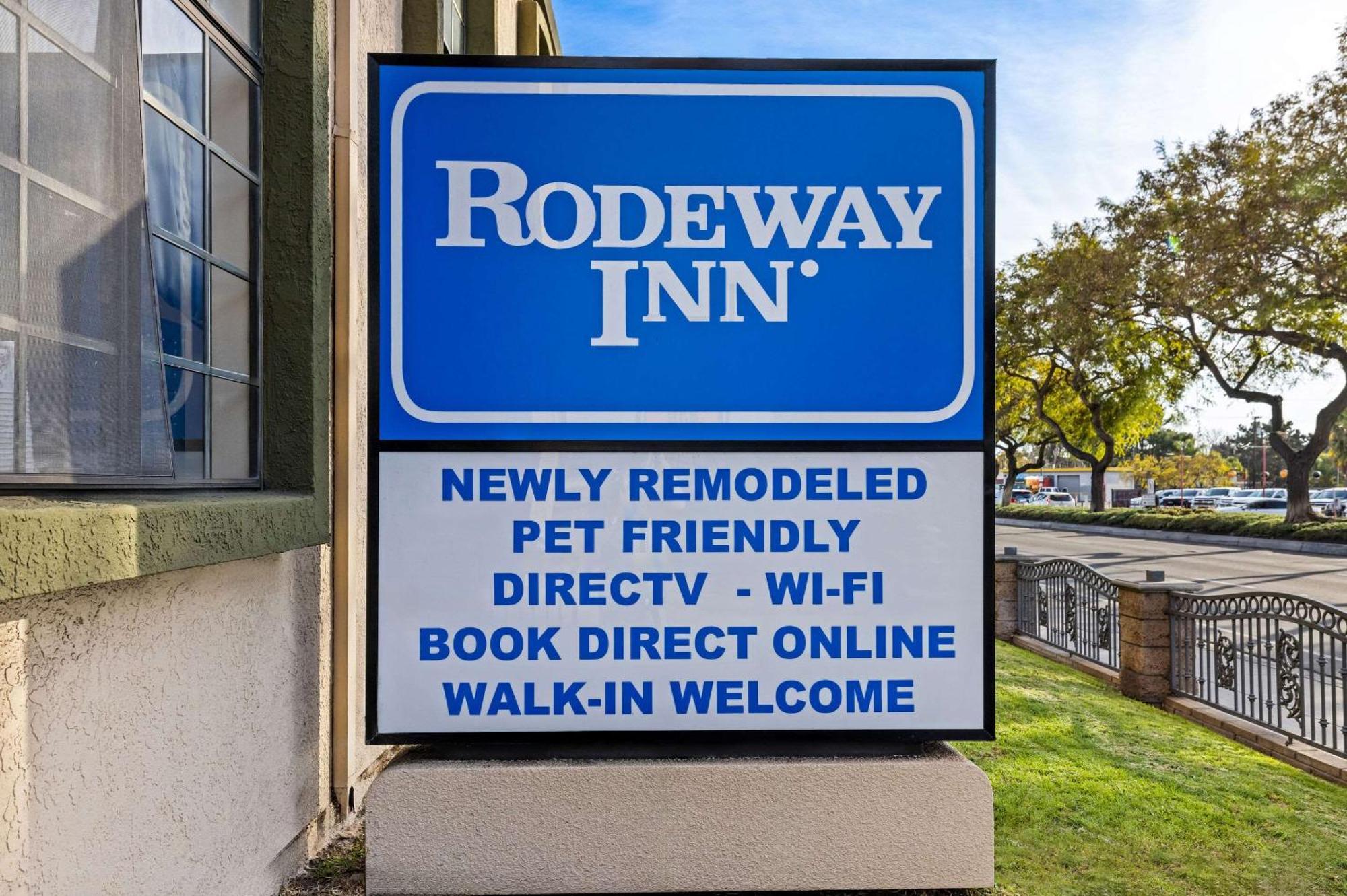 סנטה אנה Rodeway Inn מראה חיצוני תמונה