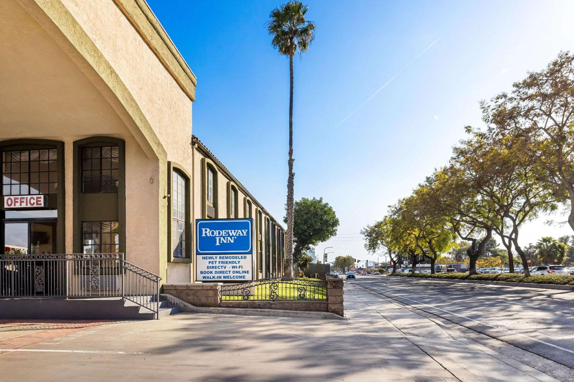 סנטה אנה Rodeway Inn מראה חיצוני תמונה